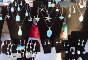 beach where designs jewelry stand